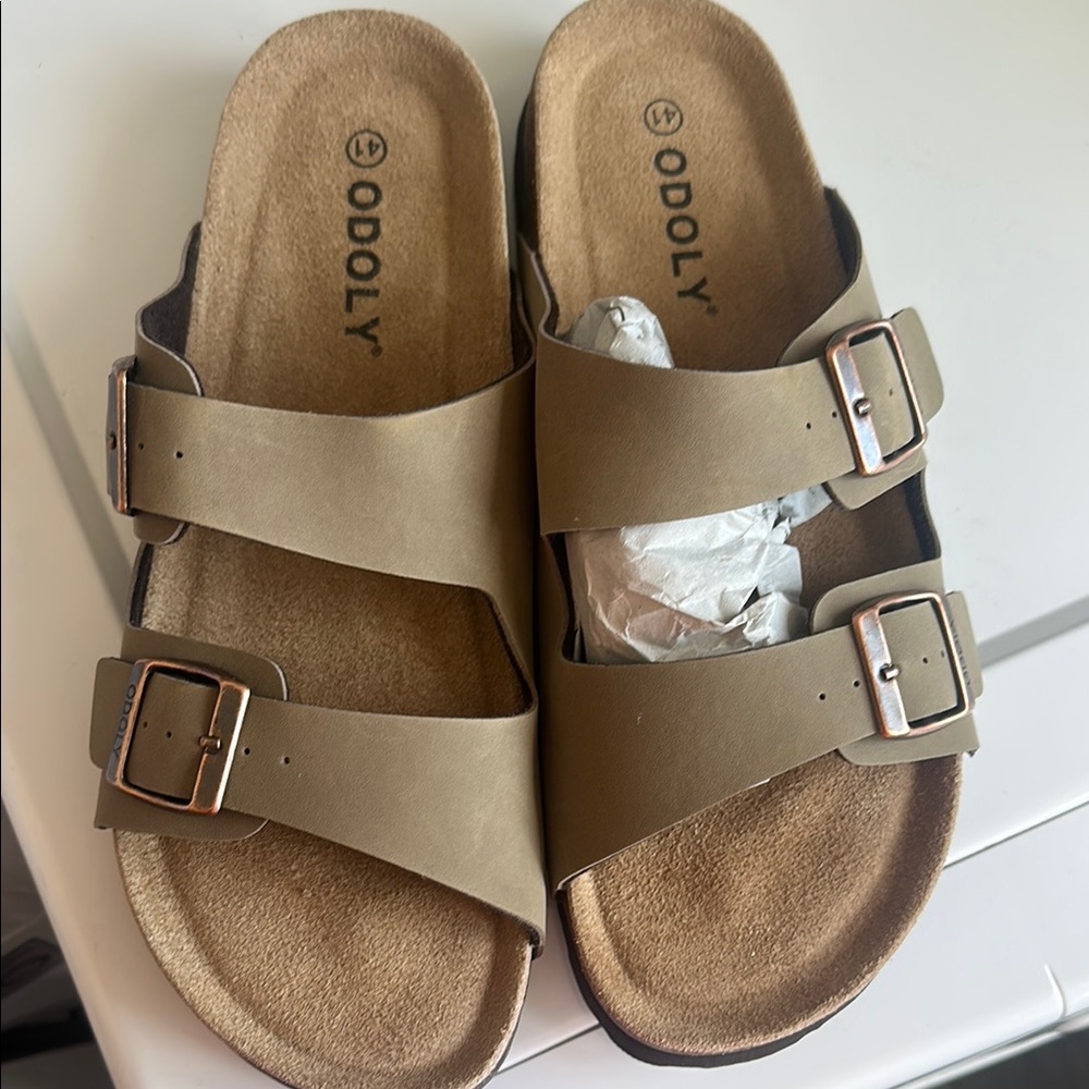 Odoly Tan Double Strap Sandals